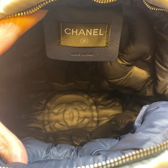 CHANEL✨ - Picture 2 of 6